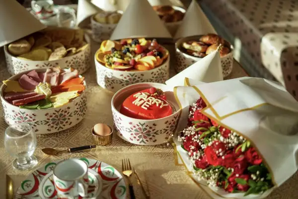 מרקש מלמעלה. — moroccan breakfast table