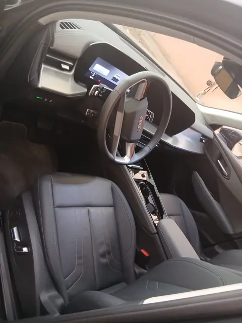 Audi Q5 — Luxusauto mieten Essaouira