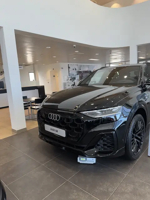 Audi Q8 S line — Luxusauto mieten Essaouira