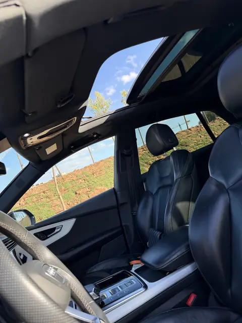 Audi Q8 S line — Luxusauto mieten Essaouira