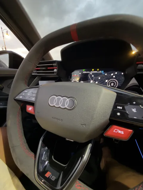 Audi RS3 Sportback — Luxusauto mieten Essaouira