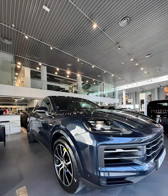 Porsche Cayenne — Luxusauto mieten Essaouira
