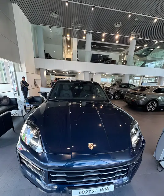 Porsche Cayenne — Luxusauto mieten Essaouira