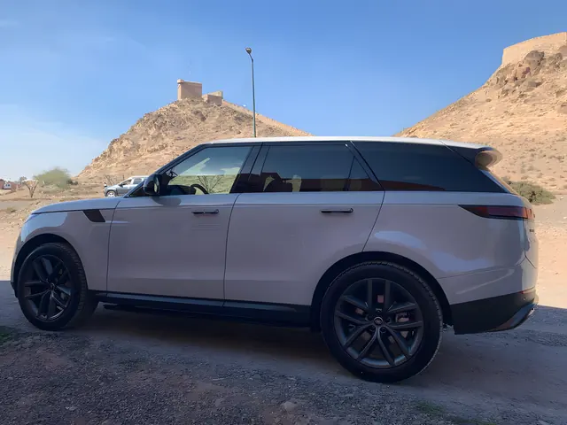 Range Rover Sport — Luxusauto mieten Essaouira