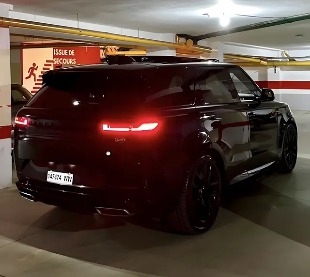 Range Rover Sport — Luxusauto mieten Essaouira