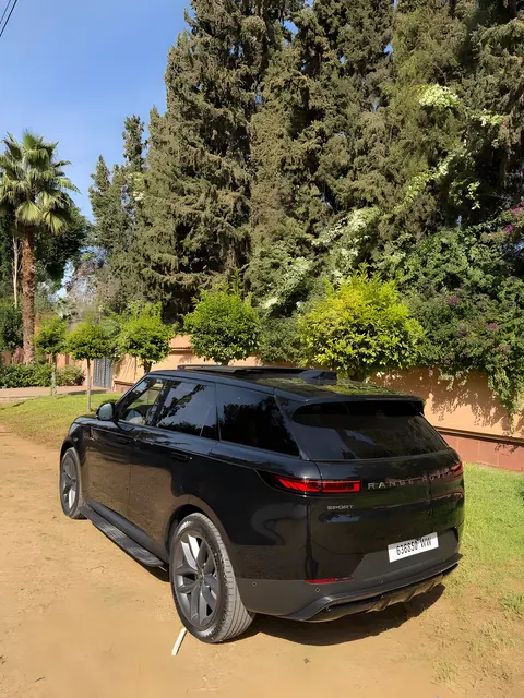 Range Rover Sport — Luxusauto mieten Essaouira