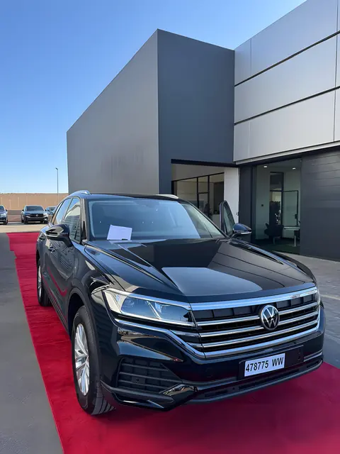 Volkswagen Touareg — Luxusauto mieten Essaouira